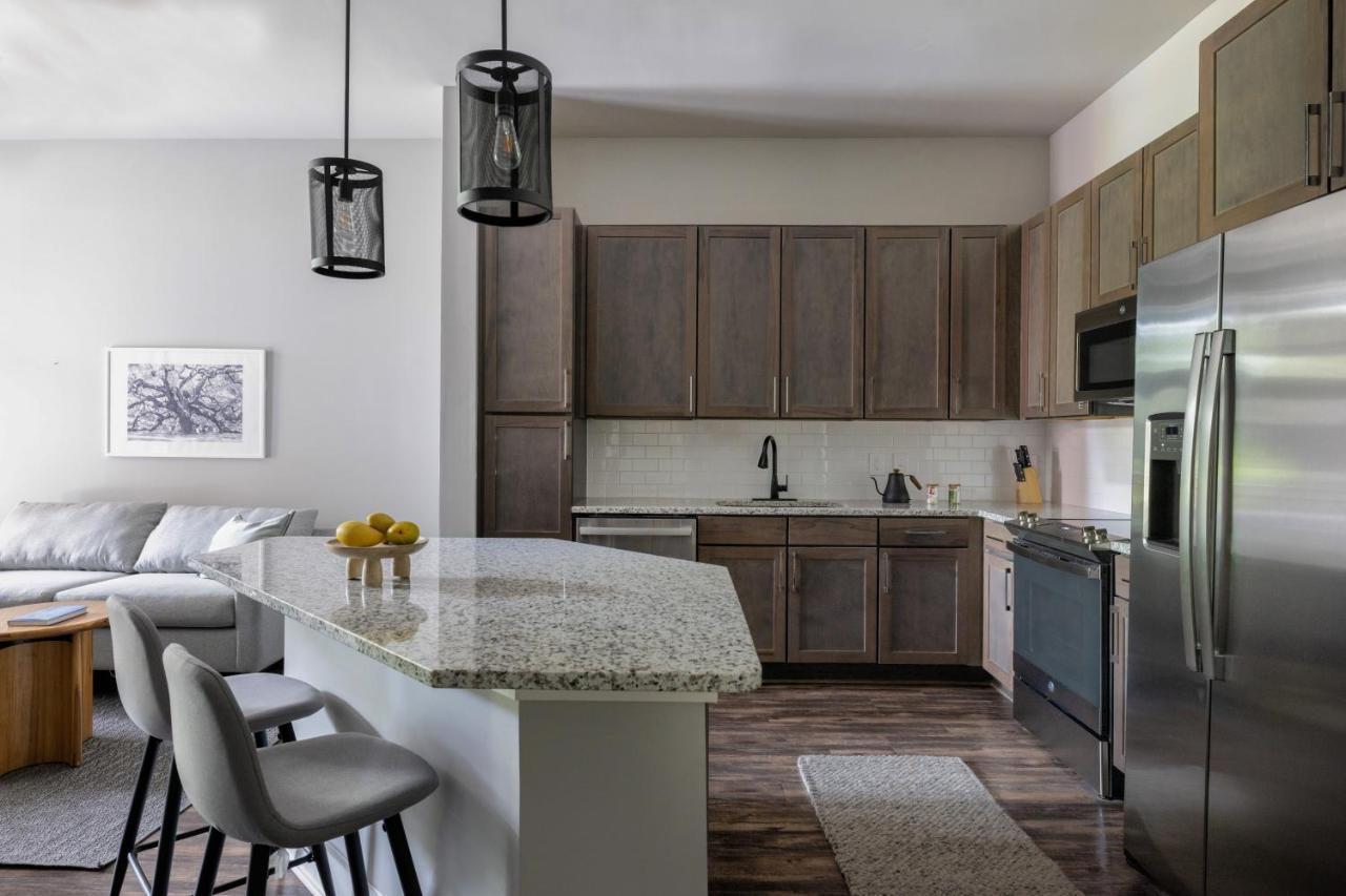 Mint House Greenville - West End Bagian luar foto