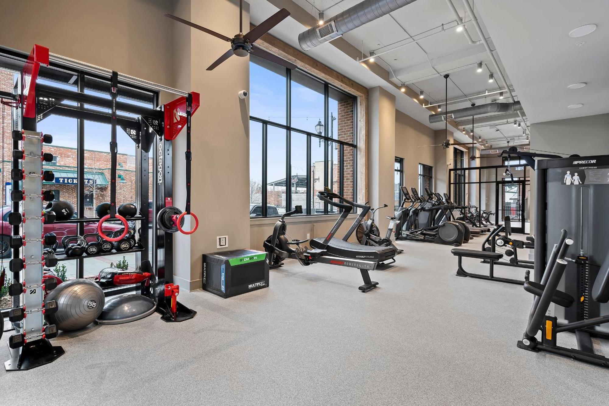 Mint House Greenville - West End Bagian luar foto